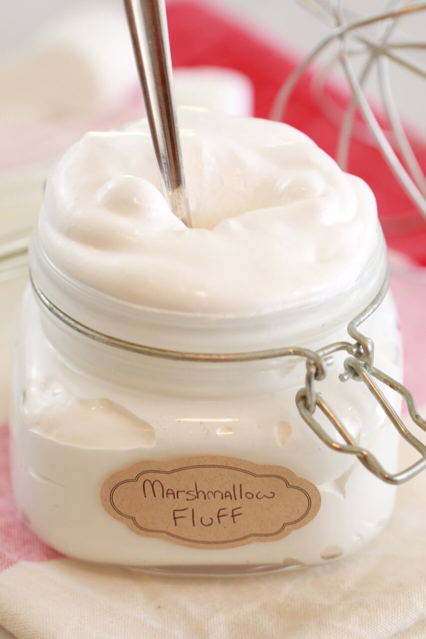 How to Make Homemade Marshmallow Fluff